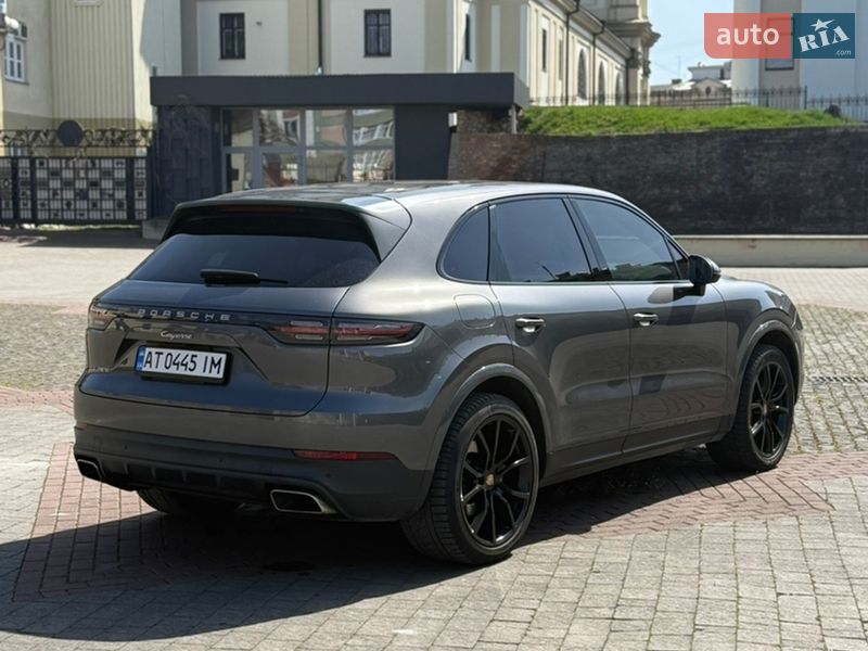 Позашляховик / Кросовер Porsche Cayenne 2018 в Івано-Франківську