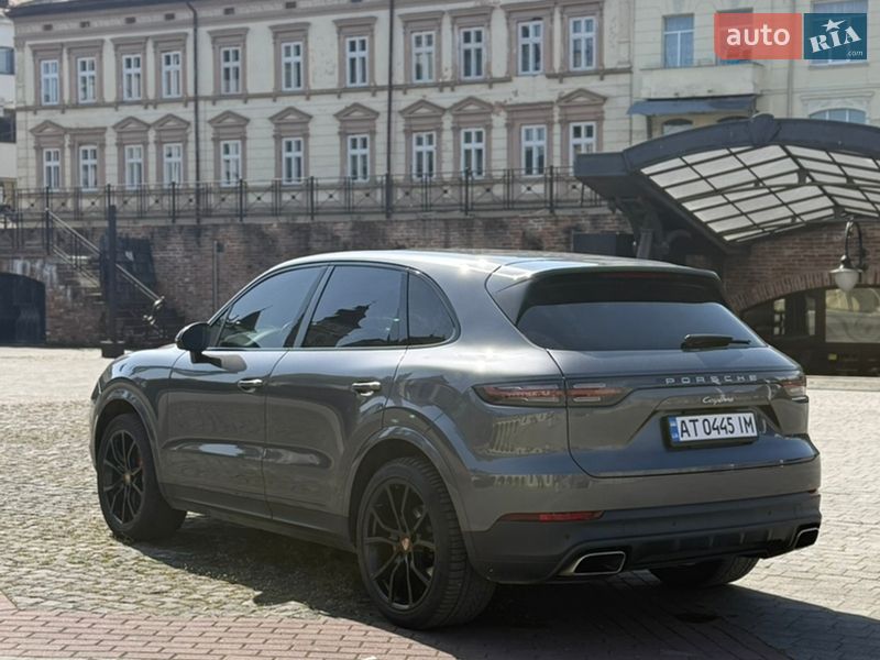 Позашляховик / Кросовер Porsche Cayenne 2018 в Івано-Франківську