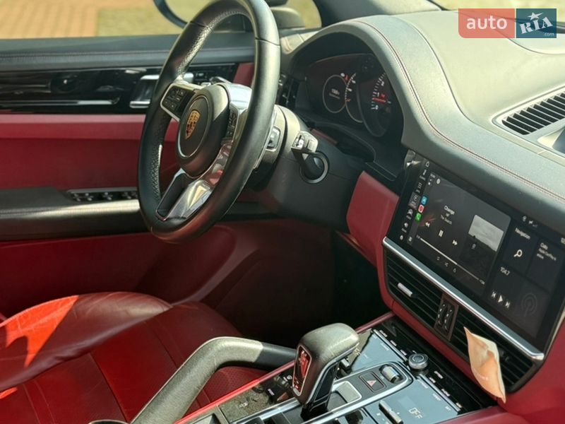 Позашляховик / Кросовер Porsche Cayenne 2018 в Івано-Франківську