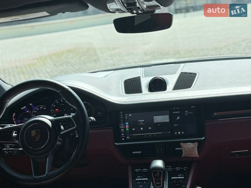 Позашляховик / Кросовер Porsche Cayenne 2018 в Івано-Франківську