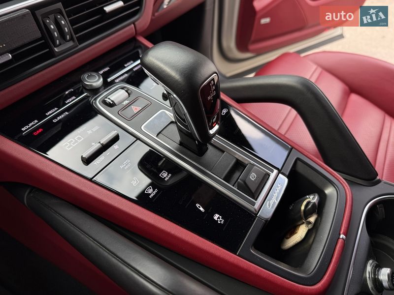 Позашляховик / Кросовер Porsche Cayenne 2020 в Дніпрі фото 36 Позашляховик / Кросовер Porsche Cayenne 2020 в Дніпрі