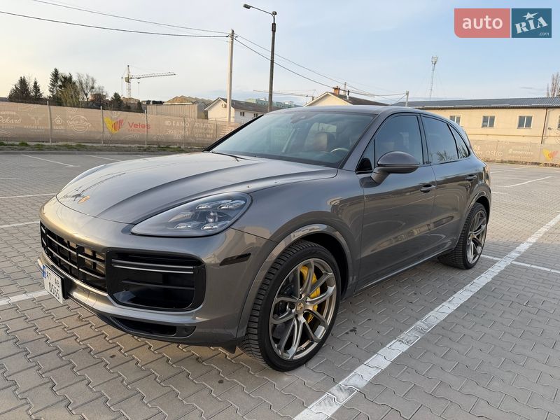Внедорожник / Кроссовер Porsche Cayenne 2018 в Ивано-Франковске