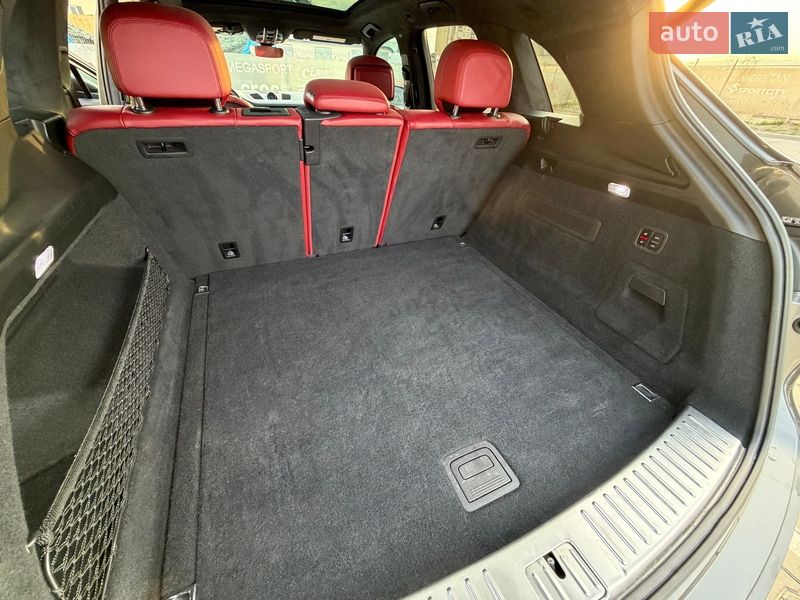 Внедорожник / Кроссовер Porsche Cayenne 2018 в Ивано-Франковске