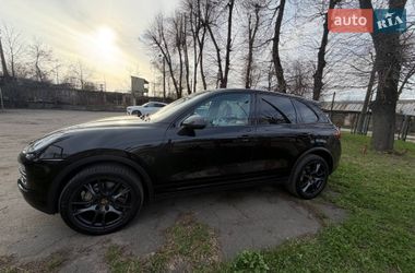 Внедорожник / Кроссовер Porsche Cayenne 2012 в Киеве