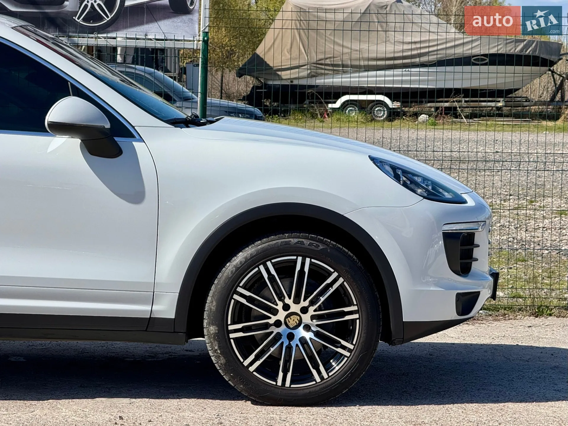 2016 Porsche Cayenne - мініатюра 112