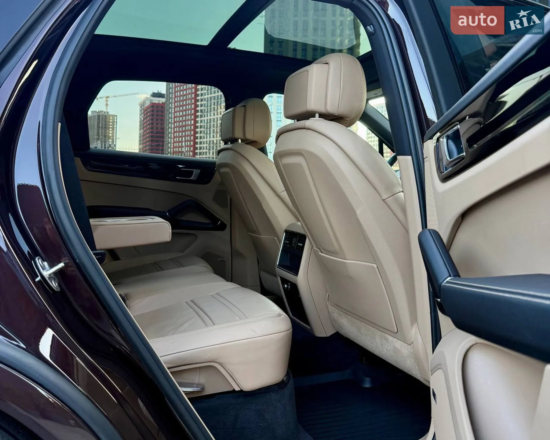 2019 Porsche Cayenne - мініатюра 37