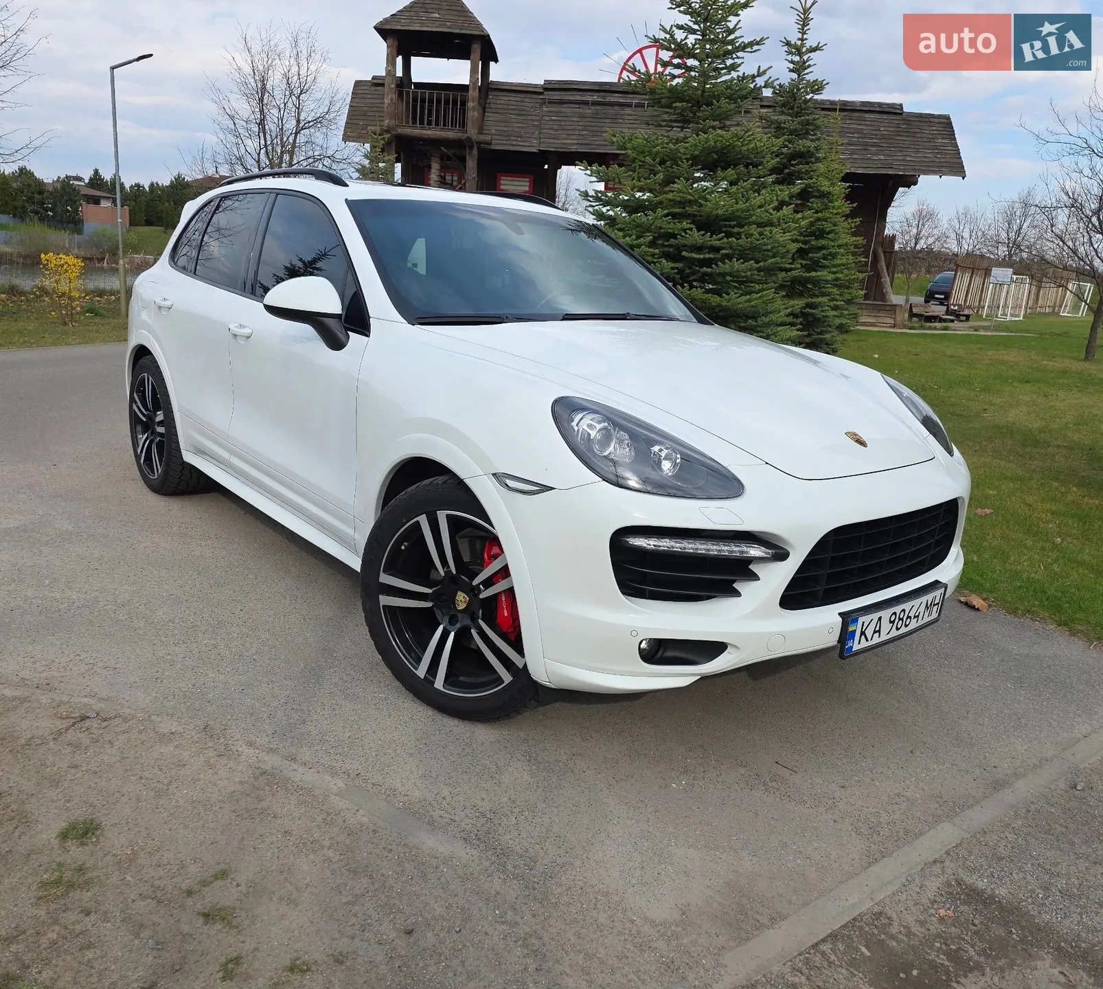 2014 Porsche Cayenne - мініатюра 3