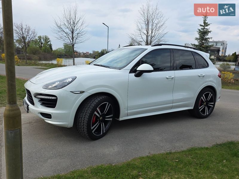 Porsche Cayenne 2014