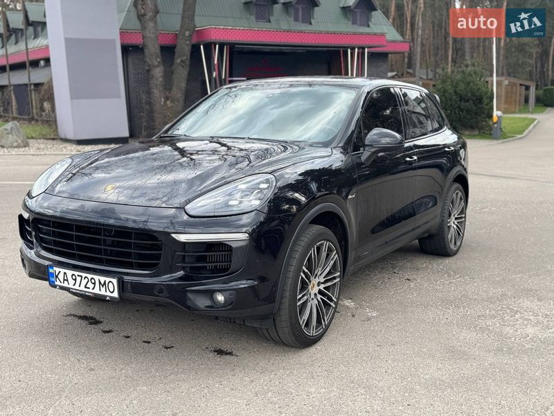 Porsche Cayenne 2015