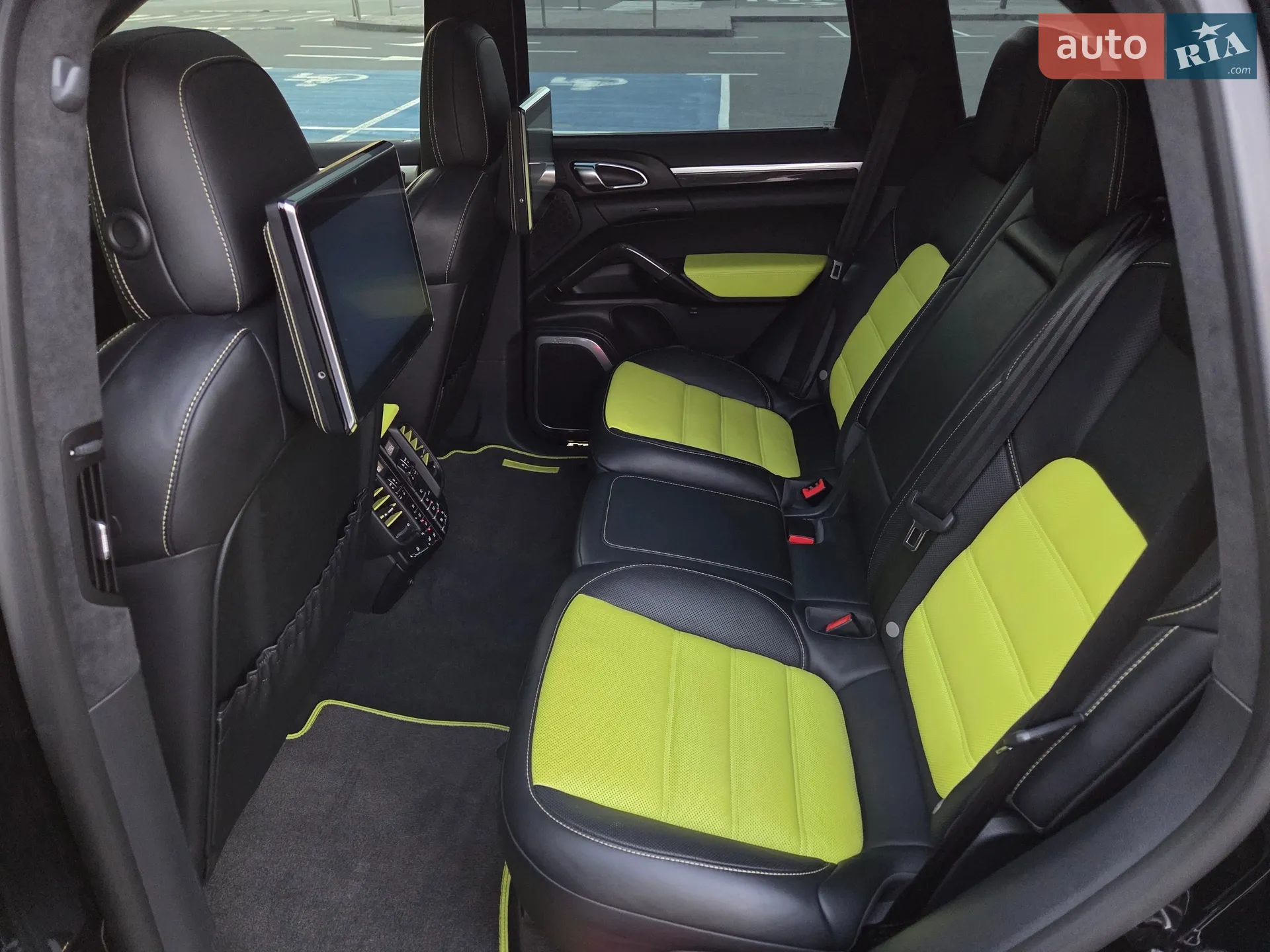 2015 Porsche Cayenne - мініатюра 22