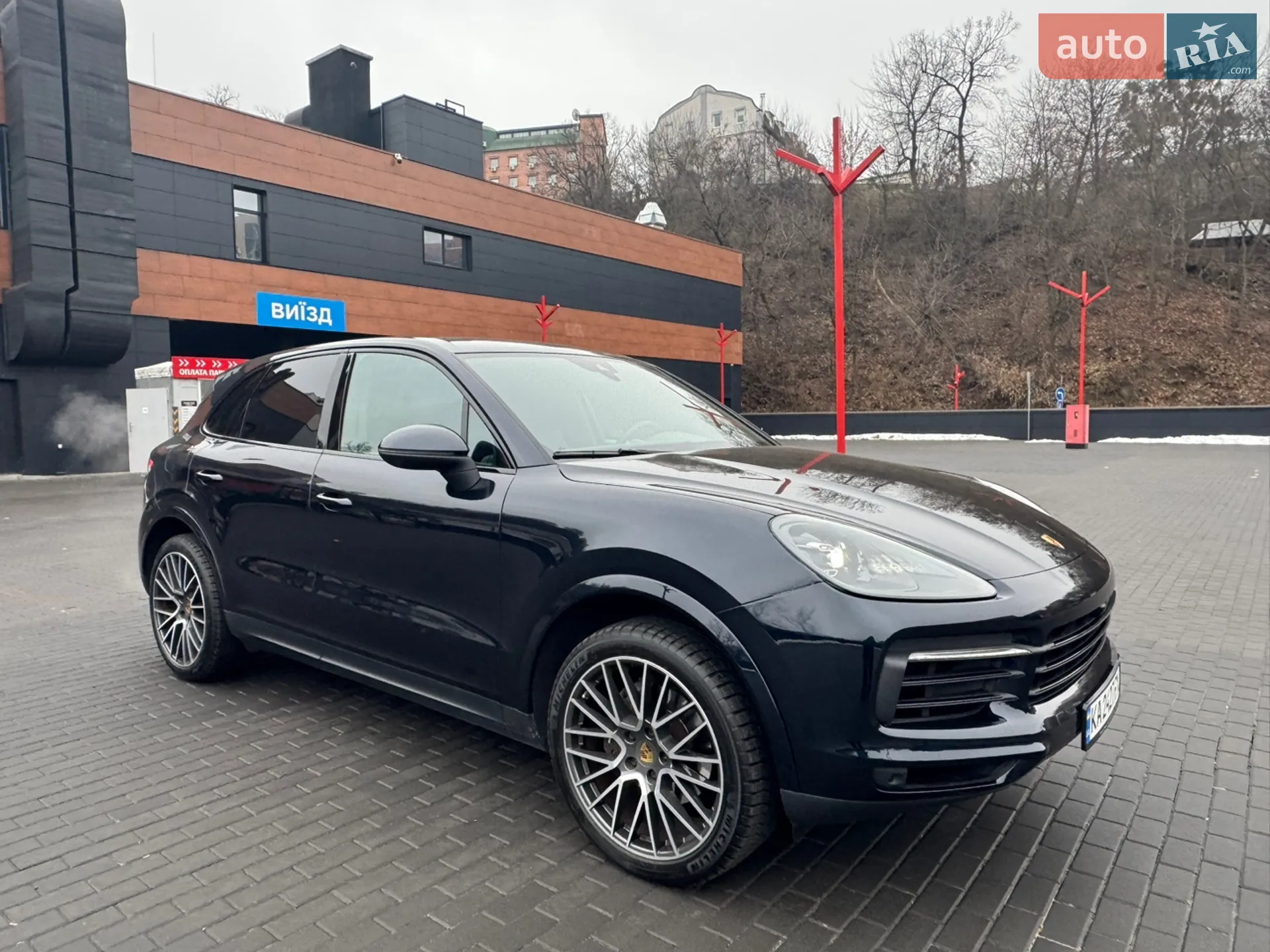 2019 Porsche Cayenne - мініатюра 3