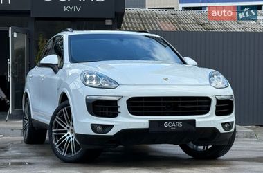 Позашляховик / Кросовер Porsche Cayenne 2017 в Києві
