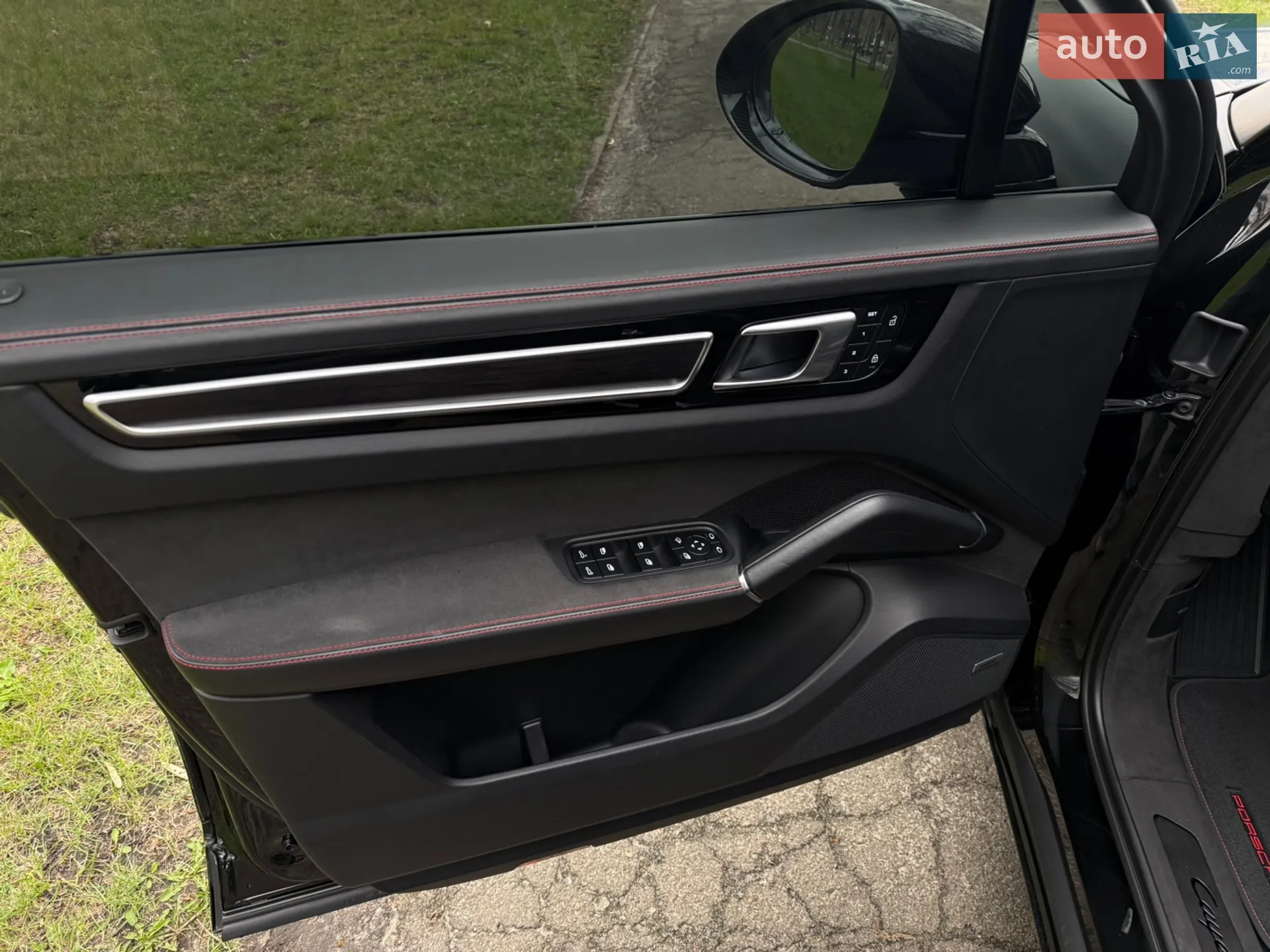 2022 Porsche Cayenne - мініатюра 21