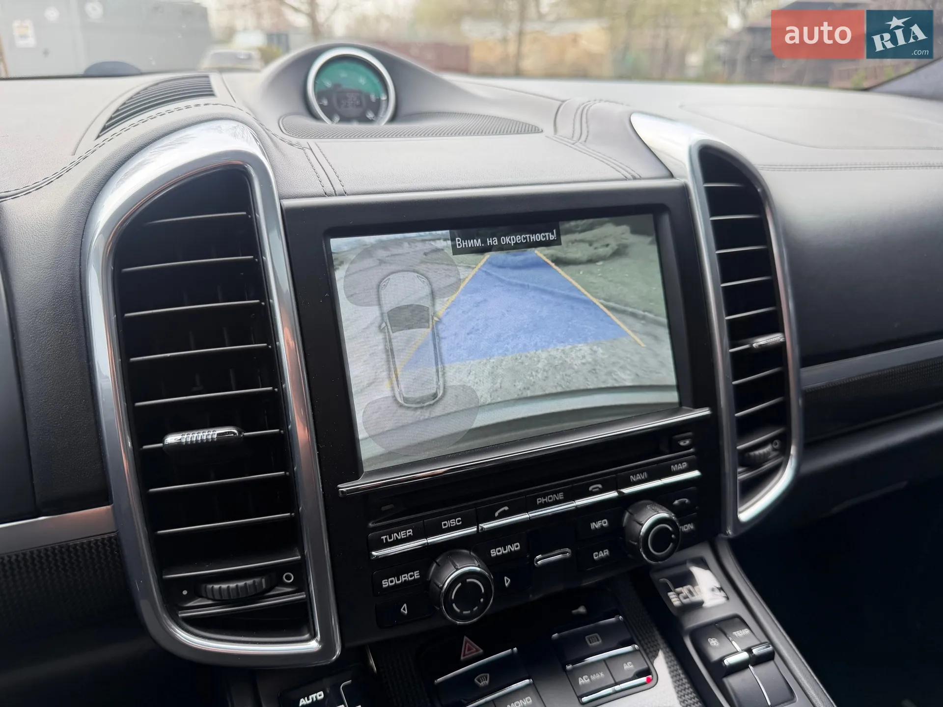 2011 Porsche Cayenne - мініатюра 42