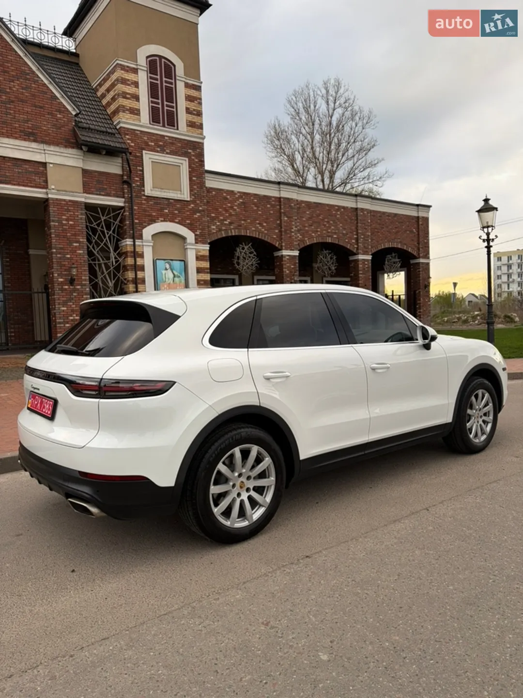 2018 Porsche Cayenne - мініатюра 6