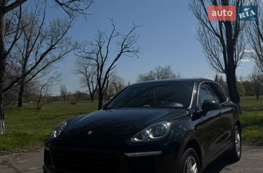 Позашляховик / Кросовер Porsche Cayenne 2015 в Дніпрі