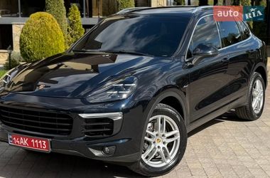 Внедорожник / Кроссовер Porsche Cayenne 2016 в Тернополе