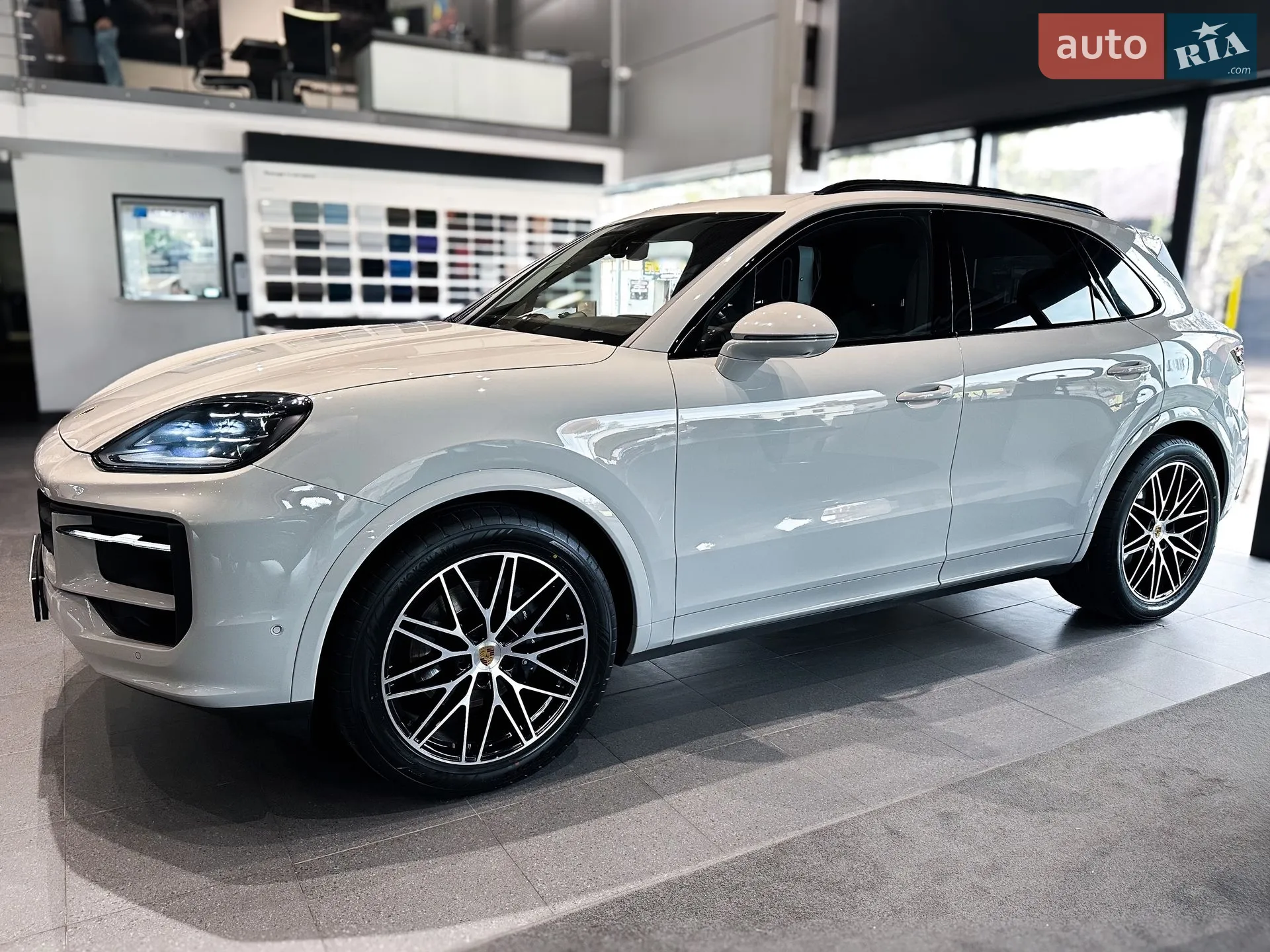 2023 Porsche Cayenne - мініатюра 8