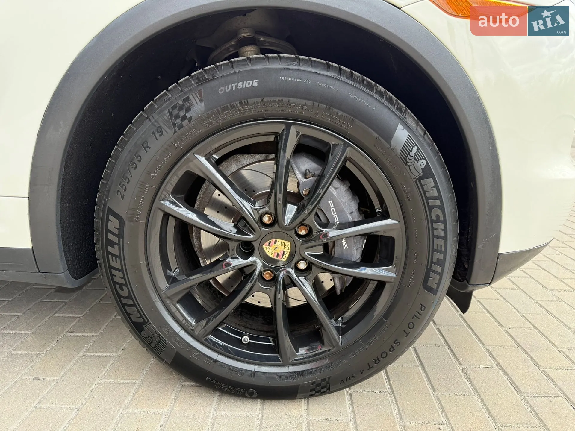 2011 Porsche Cayenne - мініатюра 27