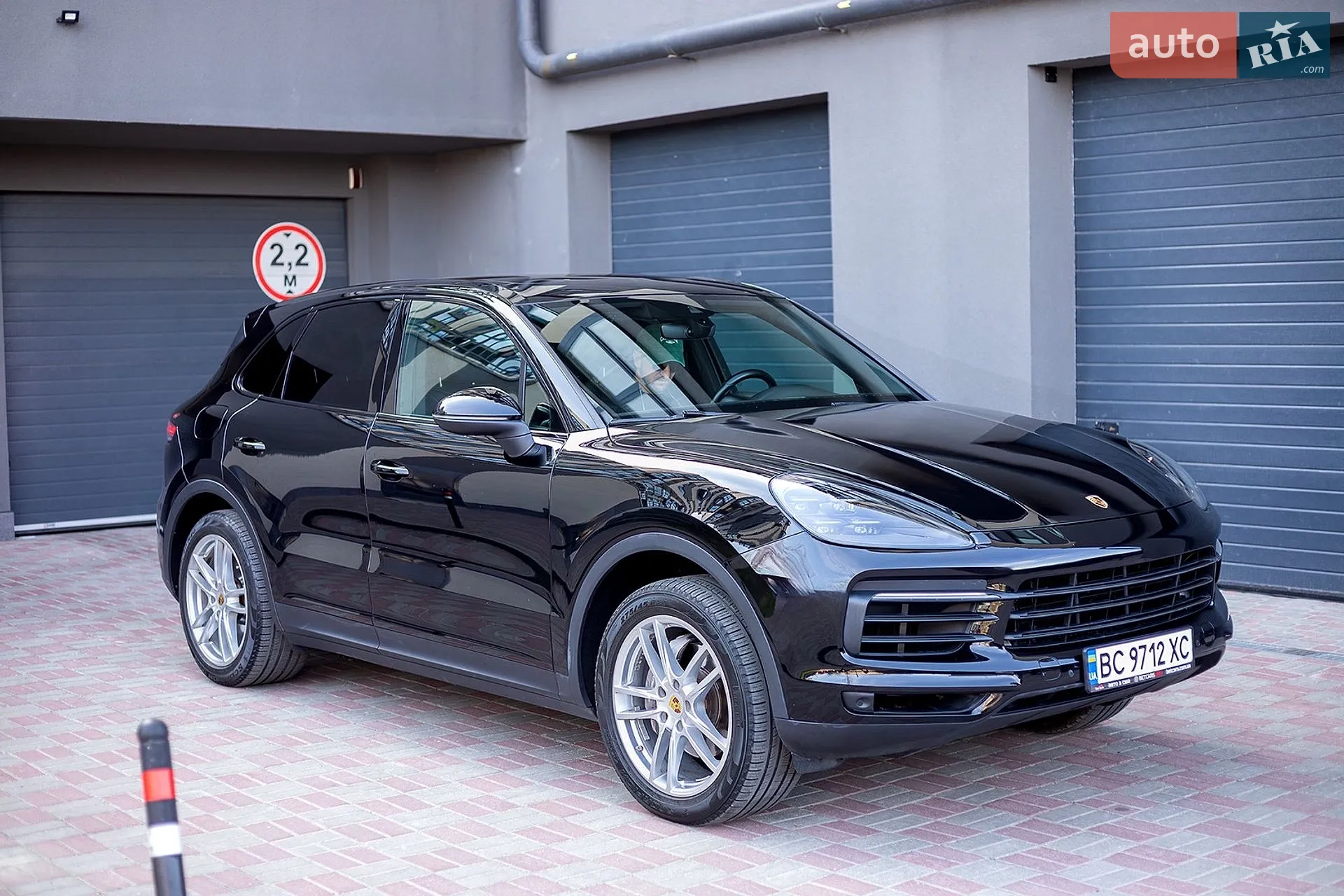 2018 Porsche Cayenne - мініатюра 2