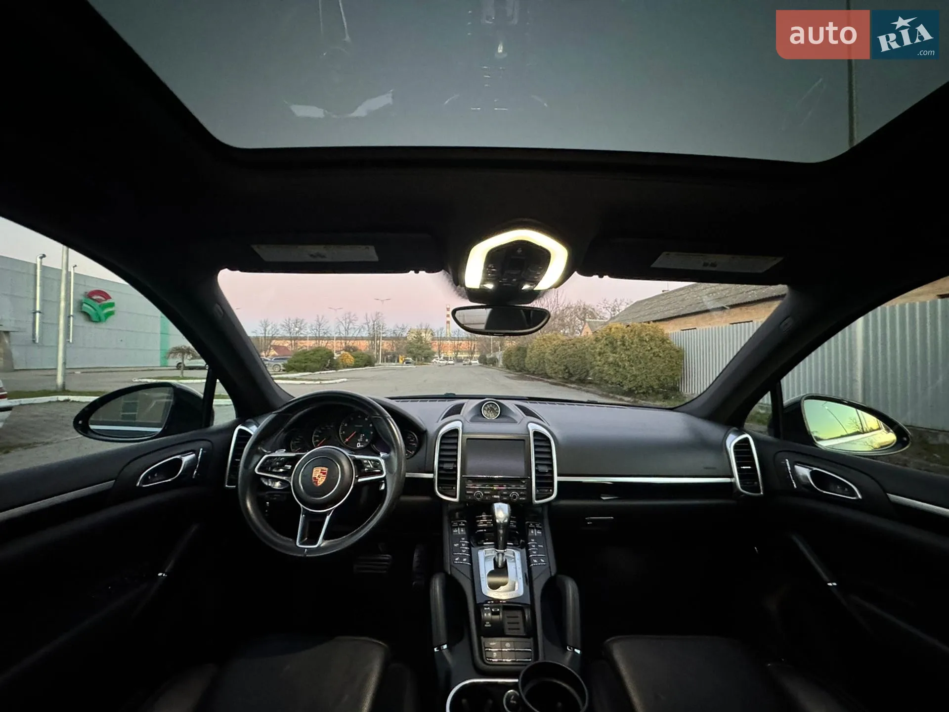2015 Porsche Cayenne - мініатюра 27