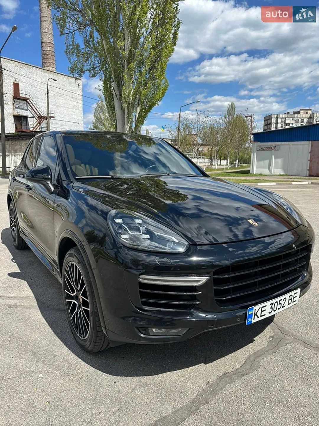 2015 Porsche Cayenne - мініатюра 23