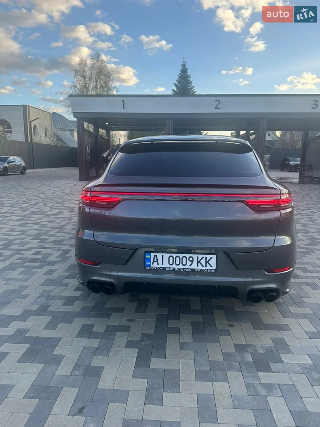 2022 Porsche Cayenne - мініатюра 9