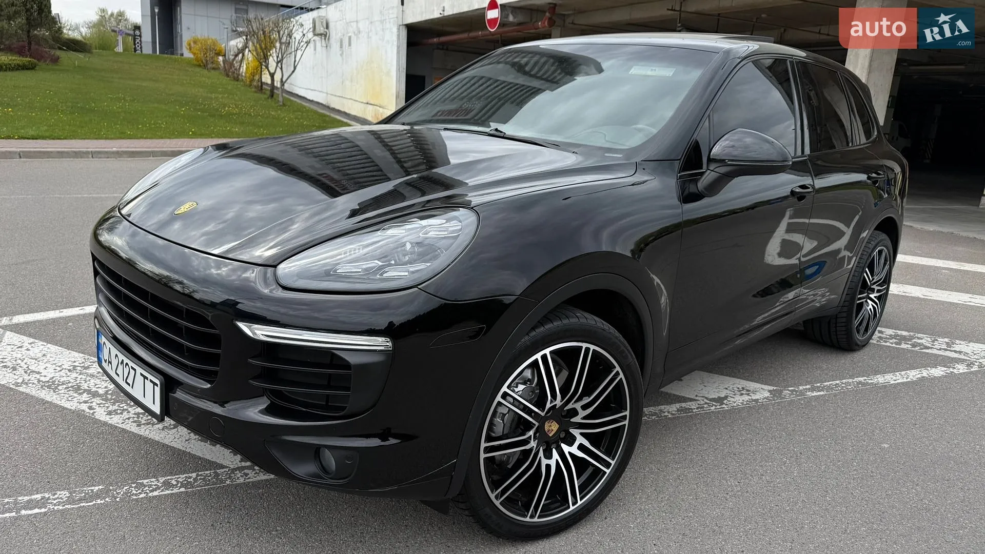 2017 Porsche Cayenne - мініатюра 16