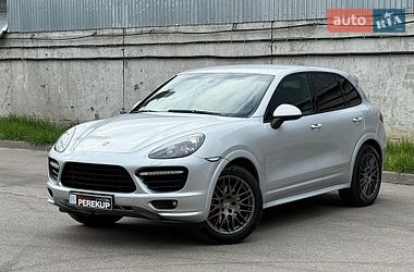 Позашляховик / Кросовер Porsche Cayenne 2013 в Києві