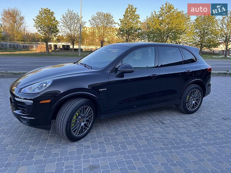 Porsche Cayenne 2016