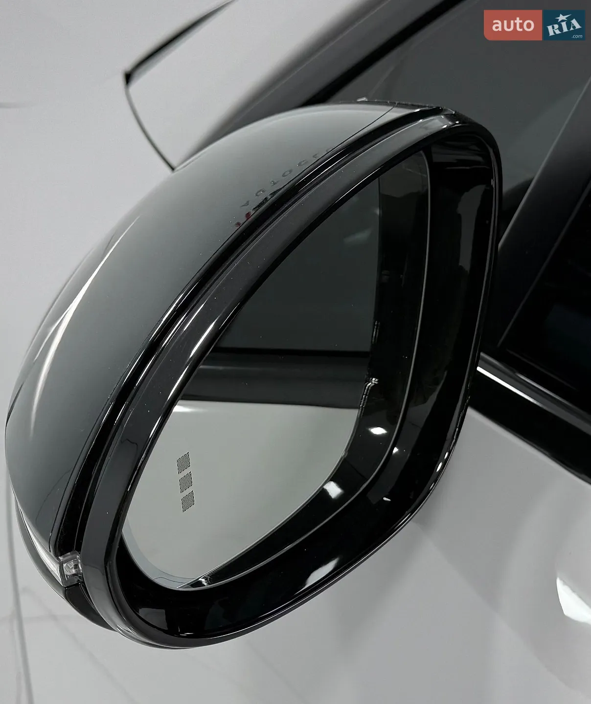 2019 Porsche Cayenne - мініатюра 26
