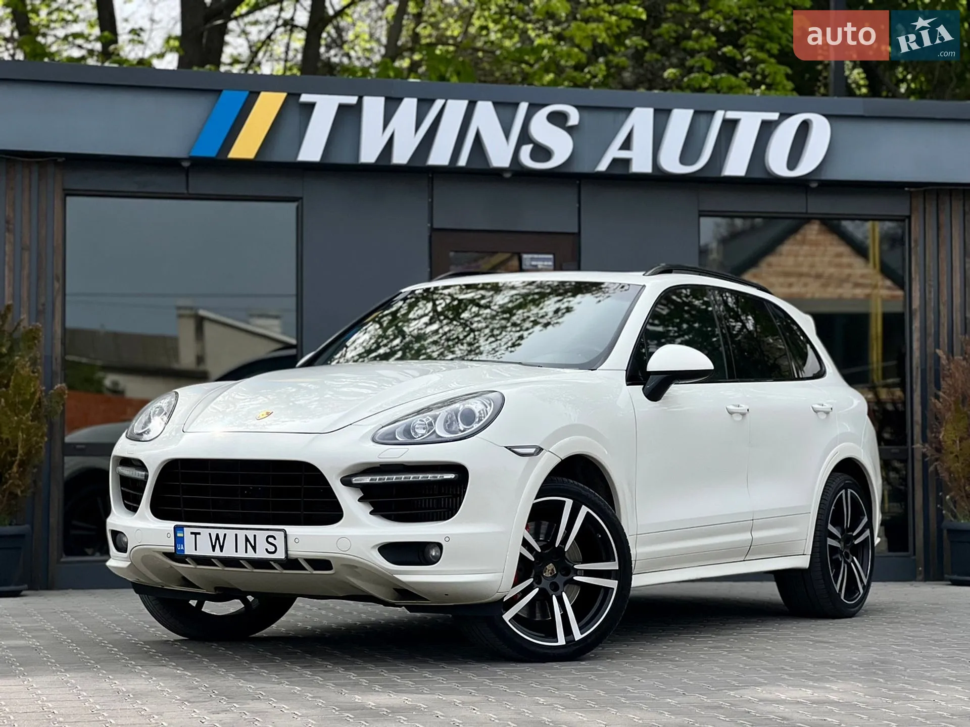 2011 Porsche Cayenne - мініатюра 13