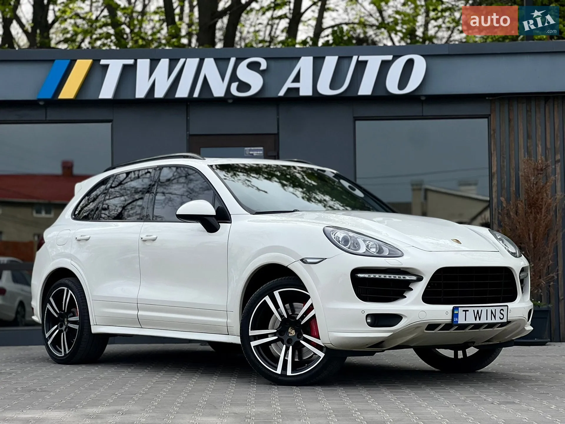 2011 Porsche Cayenne - мініатюра 17