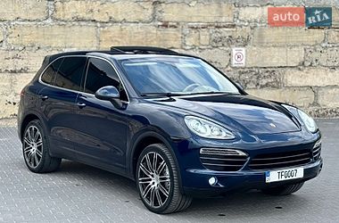 Позашляховик / Кросовер Porsche Cayenne 2011 в Тернополі