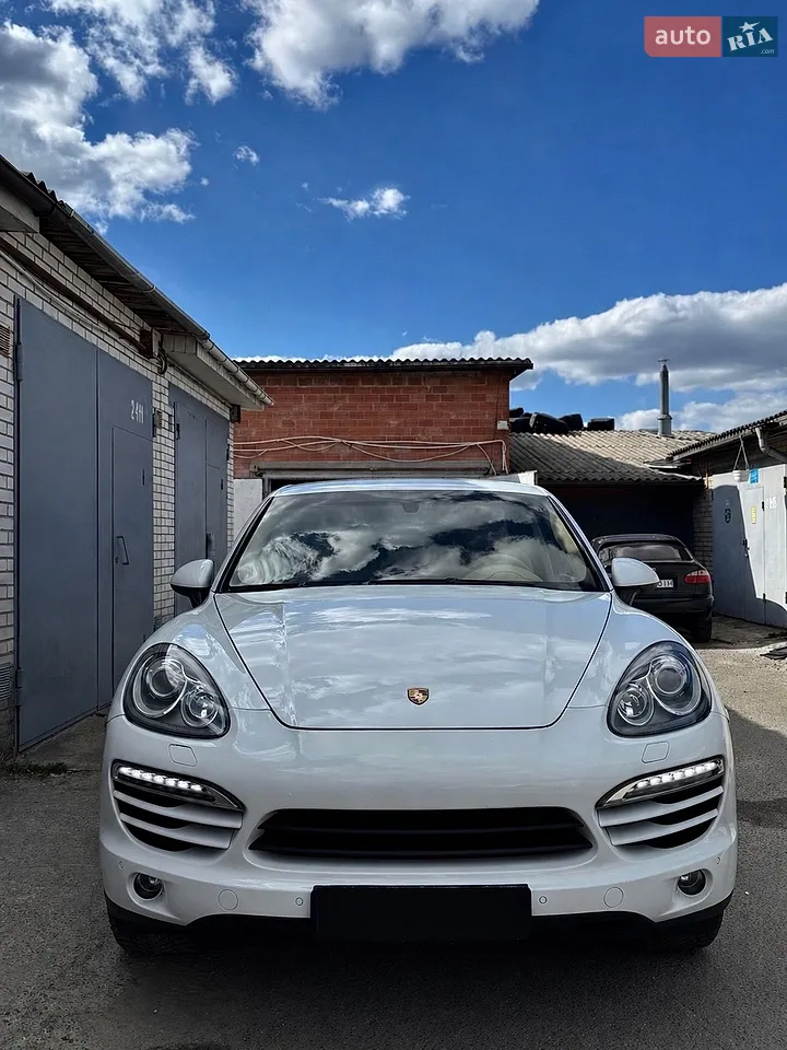2013 Porsche Cayenne - мініатюра 20