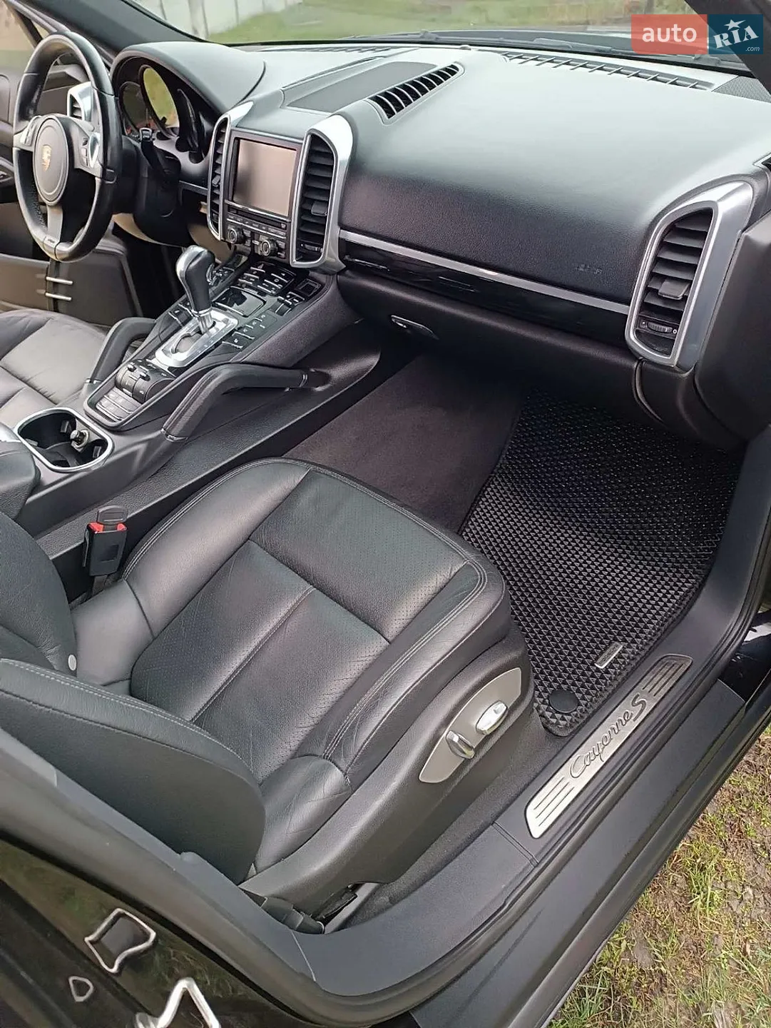 2010 Porsche Cayenne - мініатюра 9
