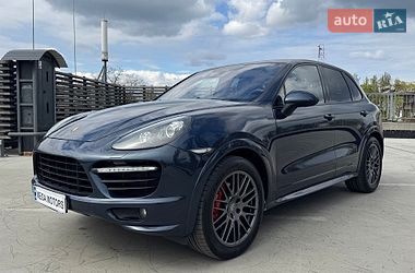 Внедорожник / Кроссовер Porsche Cayenne 2013 в Киеве