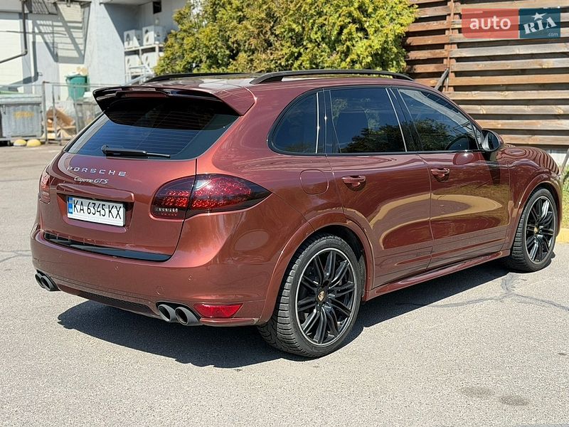 Porsche Cayenne 2012