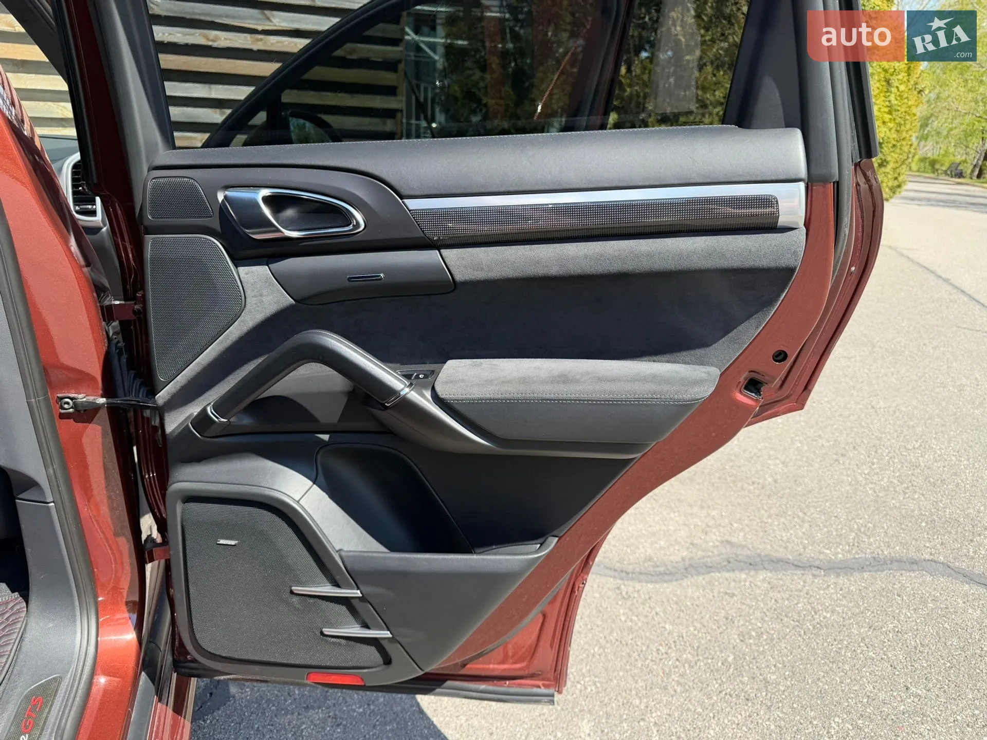 2012 Porsche Cayenne - мініатюра 17