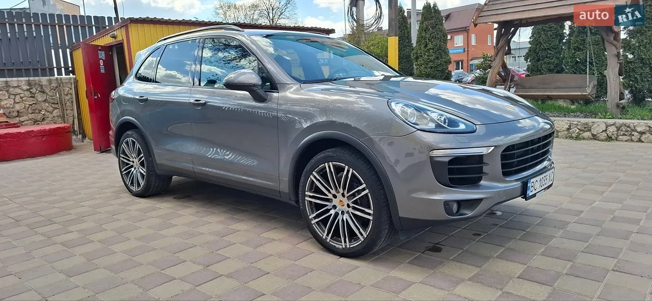 2016 Porsche Cayenne - мініатюра 51