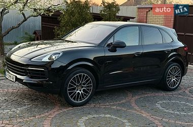 Внедорожник / Кроссовер Porsche Cayenne 2022 в Полтаве