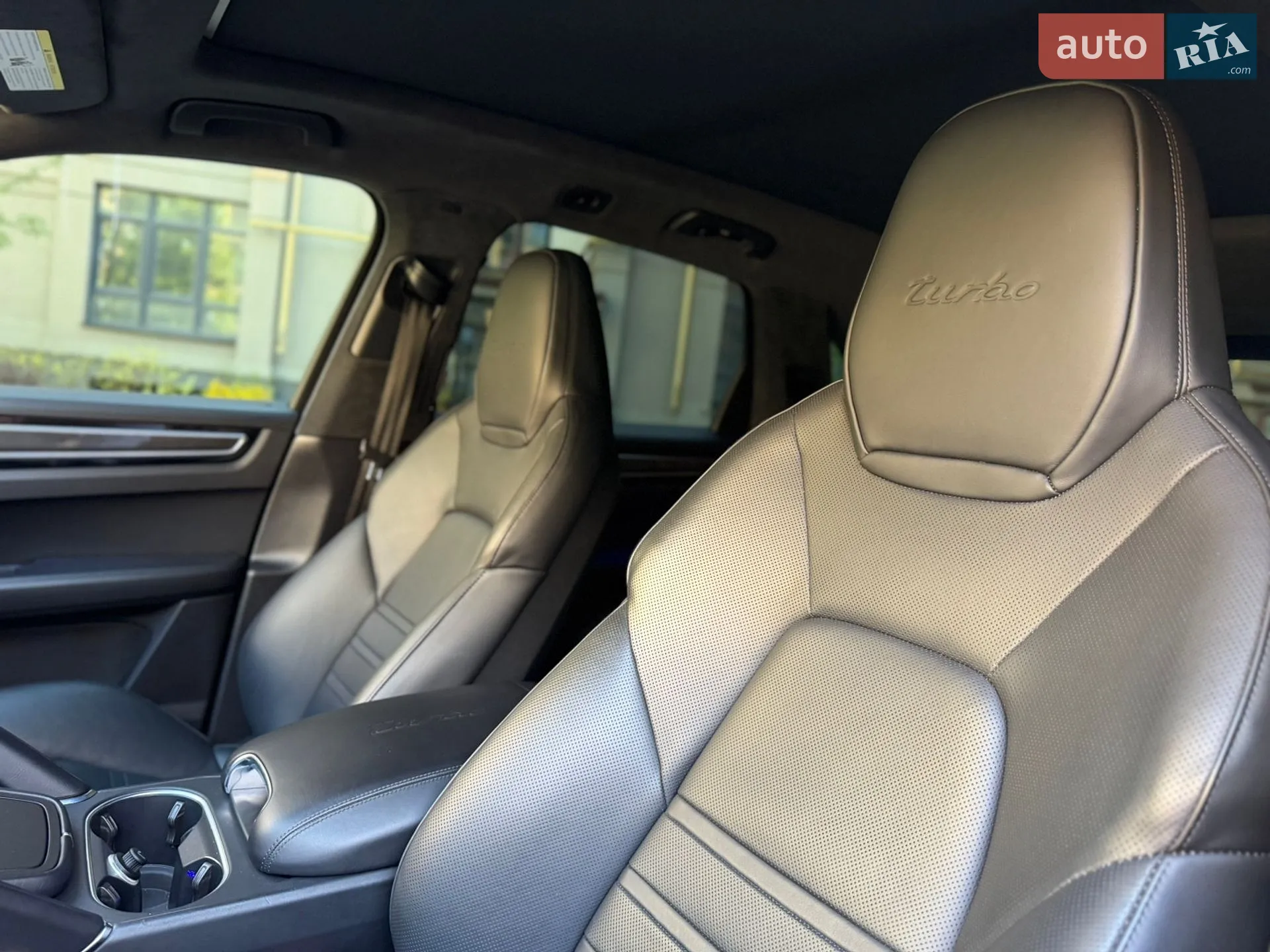 2019 Porsche Cayenne - мініатюра 40
