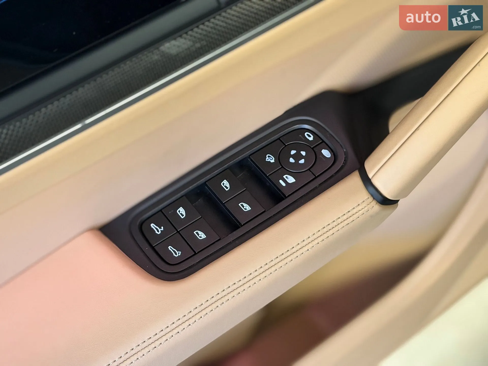 2023 Porsche Cayenne - мініатюра 39