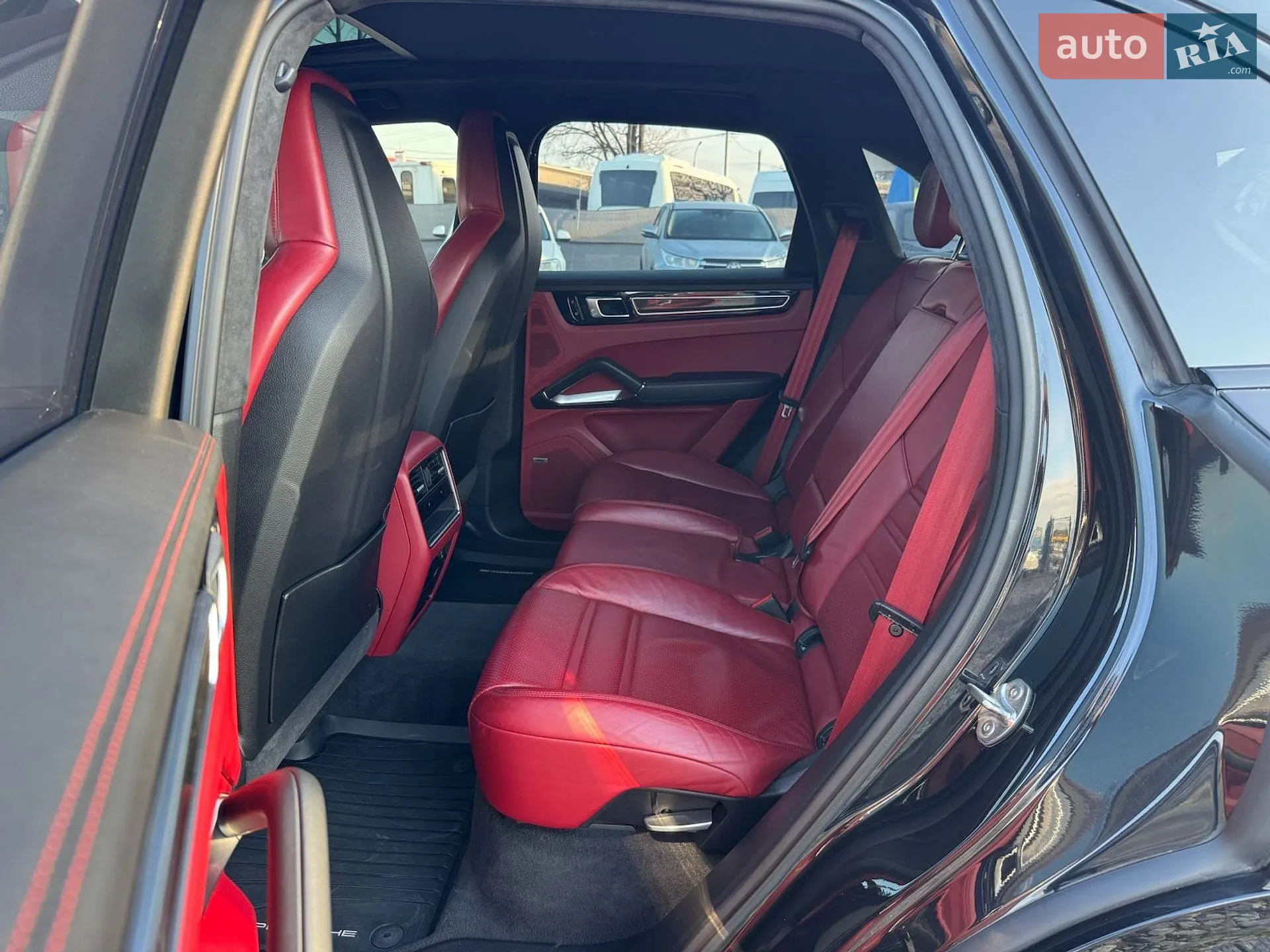 2019 Porsche Cayenne - мініатюра 36