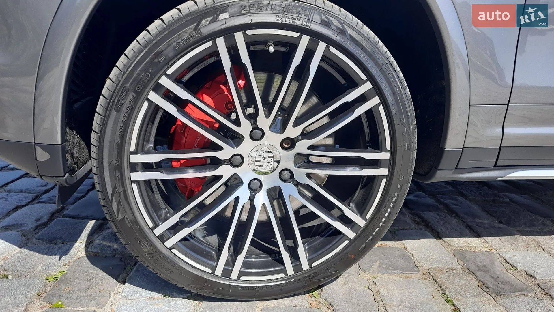 2011 Porsche Cayenne - мініатюра 8
