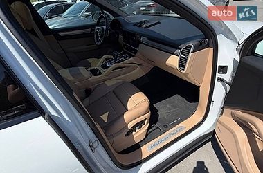 Внедорожник / Кроссовер Porsche Cayenne 2022 в Львове