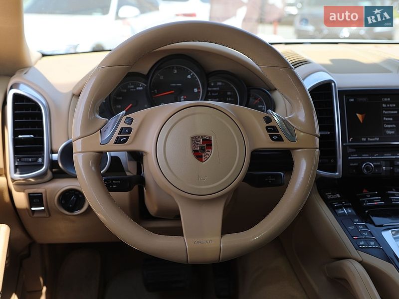 Внедорожник / Кроссовер Porsche Cayenne 2013 в Харькове