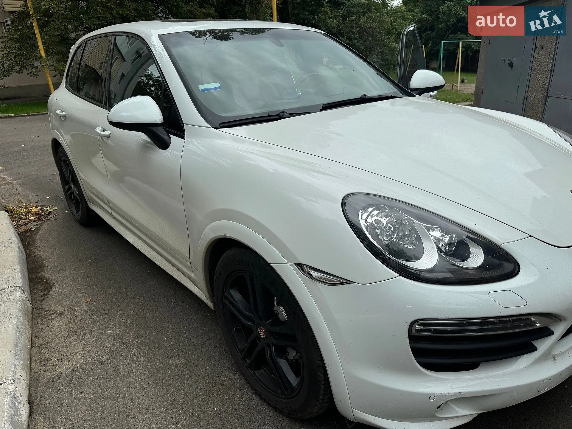 2013 Porsche Cayenne - мініатюра 2