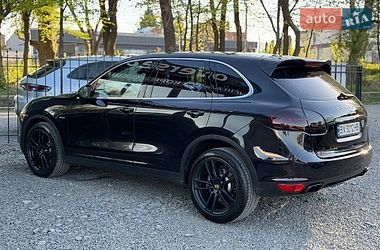 Внедорожник / Кроссовер Porsche Cayenne 2013 в Хмельницком