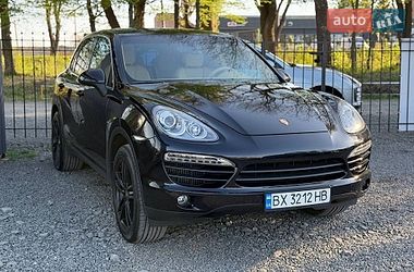 Внедорожник / Кроссовер Porsche Cayenne 2013 в Хмельницком